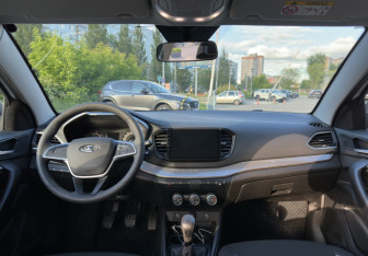 Подержанный автомобиль LADA (ВАЗ) Vesta Sedan 2023 года (12 фото)