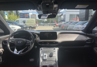 Подержанный автомобиль Hyundai Santa Fe 2020 года (11 фото)