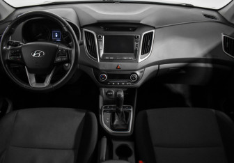 Подержанный автомобиль Hyundai Creta 2018 года (16 фото)