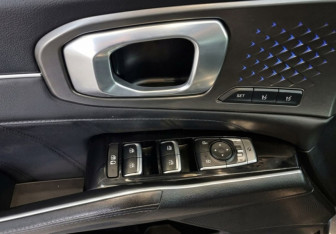 Подержанный автомобиль Kia Sorento 2021 года (14 фото)