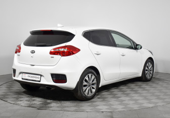 Подержанный автомобиль Kia Ceed Hatchback 2018 года (5 фото)