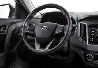 Подержанный автомобиль Hyundai Creta 2021 года (14 фото)