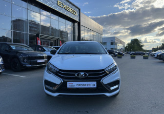 Подержанный автомобиль LADA (ВАЗ) Vesta Sedan 2023 года (2 фото)