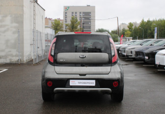 Подержанный автомобиль Kia Soul 2018 года (4 фото)