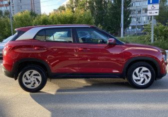 Подержанный автомобиль Hyundai Creta 2022 года (4 фото)