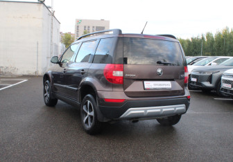 Подержанный автомобиль Skoda Yeti 2014 года (6 фото)