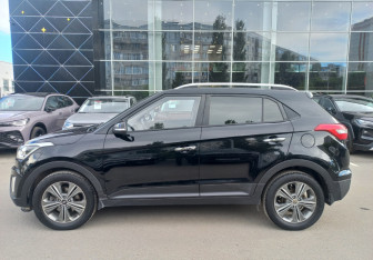 Подержанный автомобиль Hyundai Creta 2016 года (8 фото)