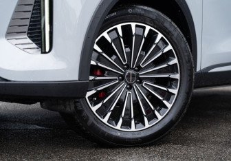 Новый Exeed RX 2024 (5 фото)