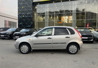Подержанный автомобиль LADA (ВАЗ) Kalina Hatchback 2010 года (8 фото)