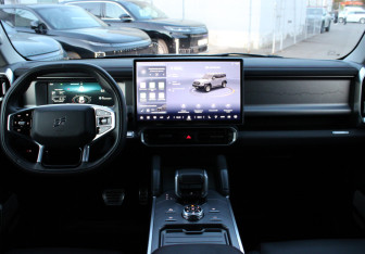 Подержанный автомобиль Jetour T2 2024 года (9 фото)