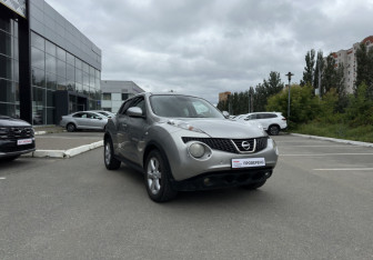 Подержанный автомобиль Nissan Juke 2012 года (3 фото)