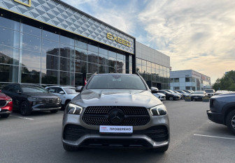 Подержанный автомобиль Mercedes-Benz GLE 2019 года (2 фото)