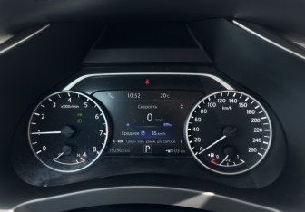 Подержанный автомобиль Nissan Murano Suv 2018 года (16 фото)