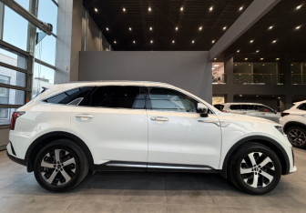 Подержанный автомобиль Kia Sorento 2020 года (4 фото)