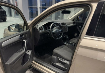 Подержанный автомобиль Volkswagen Tiguan 2019 года (6 фото)