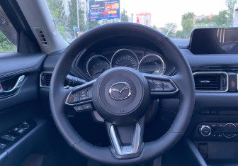 Подержанный автомобиль Mazda CX-5 2017 года (14 фото)