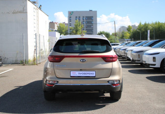 Подержанный автомобиль Kia Sportage 2018 года (5 фото)