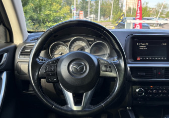 Подержанный автомобиль Mazda CX-5 2016 года (13 фото)