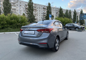 Подержанный автомобиль Hyundai Solaris Sedan 2017 года (5 фото)