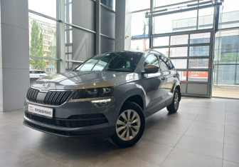 Подержанный автомобиль Skoda Karoq 2021 года (1 фото)