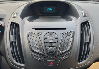 Подержанный автомобиль Ford Kuga 2014 года (13 фото)