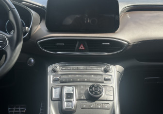 Подержанный автомобиль Hyundai Santa Fe 2020 года (13 фото)
