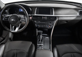 Подержанный автомобиль Kia Optima Sedan 2019 года (15 фото)