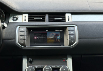 Подержанный автомобиль Land Rover Range Rover Evoque 2017 года (13 фото)