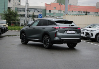Подержанный автомобиль Exeed RX 2023 года (4 фото)