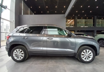 Подержанный автомобиль Skoda Karoq 2021 года (4 фото)