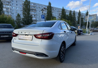 Подержанный автомобиль LADA (ВАЗ) Vesta Sedan 2023 года (7 фото)