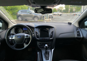 Подержанный автомобиль Ford Focus Hatchback 2012 года (11 фото)