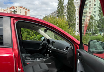 Подержанный автомобиль Mazda CX-5 2016 года (10 фото)