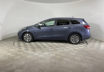 Подержанный автомобиль Kia Ceed Wagon 2018 года (7 фото)