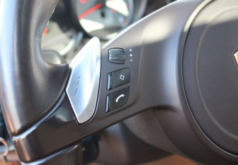Подержанный автомобиль Porsche Cayenne 2013 года (17 фото)