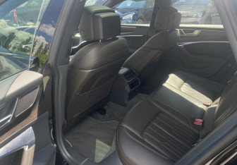 Подержанный автомобиль Audi A7 2020 года (11 фото)