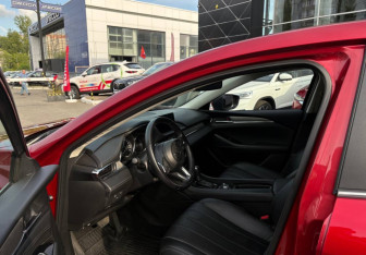 Подержанный автомобиль Mazda 6 Sedan 2019 года (9 фото)