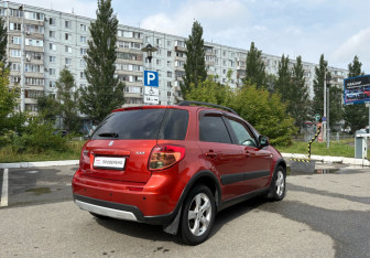 Подержанный автомобиль Suzuki SX4 Hatchback 2010 года (5 фото)