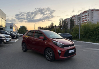 Подержанный автомобиль Kia Picanto 2022 года (3 фото)