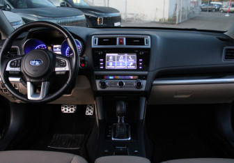 Подержанный автомобиль Subaru Outback Wagon 2016 года (9 фото)