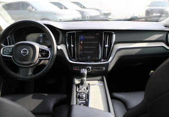 Подержанный автомобиль Volvo S60 2020 года (9 фото)