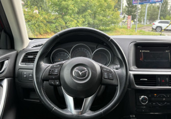 Подержанный автомобиль Mazda CX-5 2016 года (14 фото)