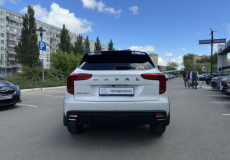 Подержанный автомобиль Haval Jolion 2025 года (6 фото)