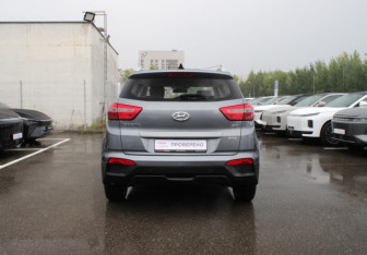 Подержанный автомобиль Hyundai Creta 2018 года (5 фото)