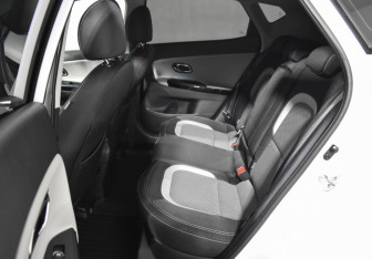 Подержанный автомобиль Kia Ceed Hatchback 2018 года (11 фото)