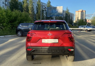 Подержанный автомобиль Hyundai Creta 2022 года (6 фото)