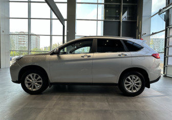 Подержанный автомобиль Haval M6 2023 года (4 фото)