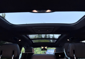 Подержанный автомобиль BMW X7 2021 года (18 фото)
