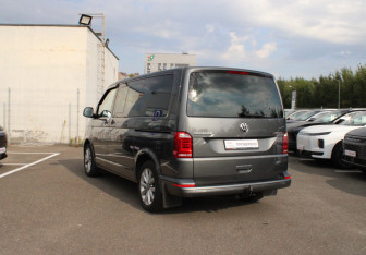 Подержанный автомобиль Volkswagen Multivan 2019 года (6 фото)