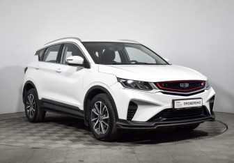 Подержанный автомобиль Geely Coolray 2021 года (3 фото)